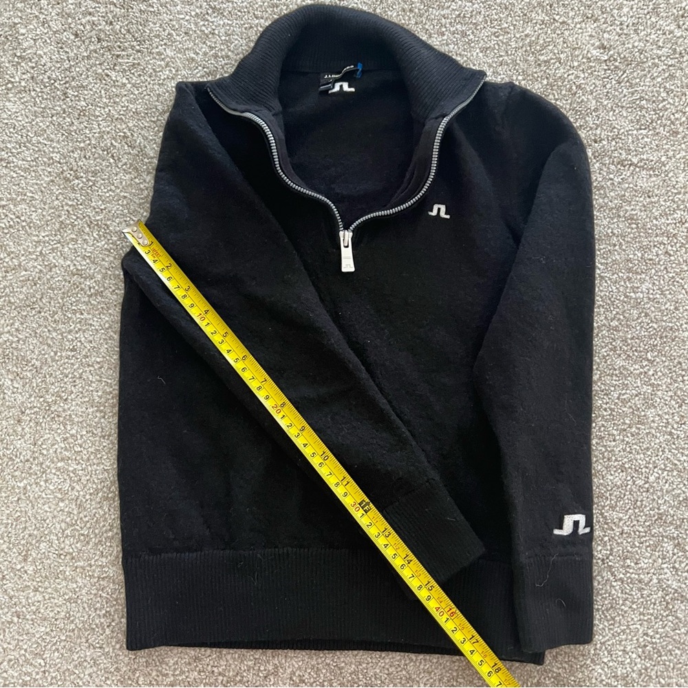 SOLDJ. Lindeberg 100% Wool Black Quarter-Zip Women's Golf Sweater Small - Picture 6 of 7